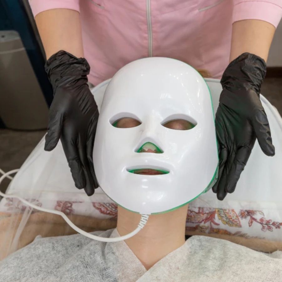 Light Therapy LED Face Mask, 7 Color 149 LEDs Photon Face Mask